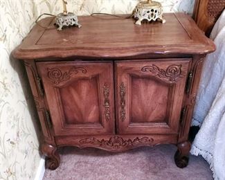 2 Door Night Satnd, 24" x 28" x 17"