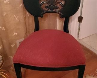 Upholstered Chair With Medalion Backrest, 23" x 33" x 21"
