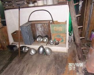 ADVERTISING BOXES-OLD CAR HEADLIGHTS-