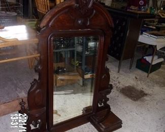 VICTORIAN WALNUT DRESSER MIRROR