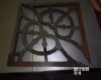 ANTIQUE WALL BRACKETS