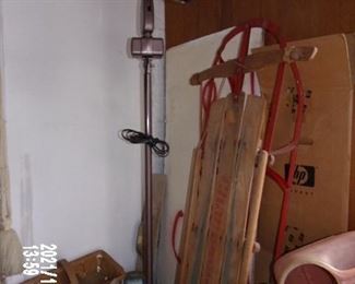 OLD SLED-LARGE MAGNIFYING GLASS