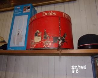 DOBBS HAT BOX
