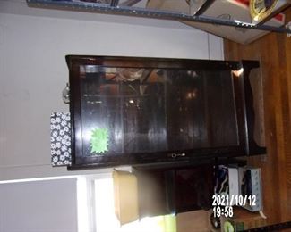 SMALL CURIO CABINET