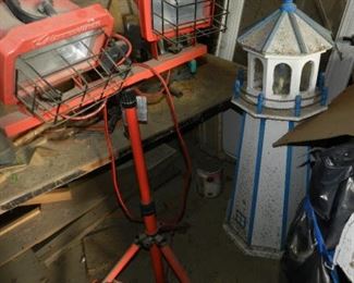 HALOGEN LIGHT LAWN ORNAMENT