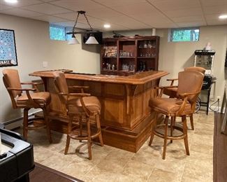 Complete Bar with 4 Stools