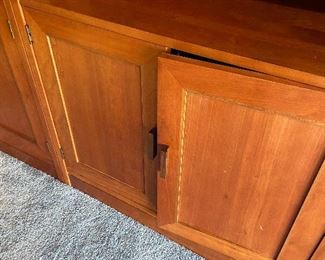 Stickley Bookcase with Doors 6++