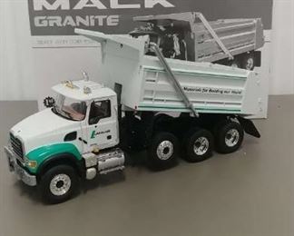 First Gear #19-3244 Mack Granite Heavy Duty Dump Truck