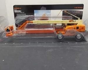 JLG 79929 860SJ Telescopic Boom Lift 1:32