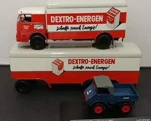 2 QTY Minichamps 1:43 Scale