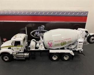 First Gear 19-3852 Mack Granite with Bridgemaster Mixer Breast Cancer 1:34
