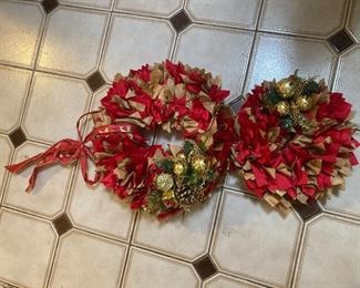 Holiday wreath $25