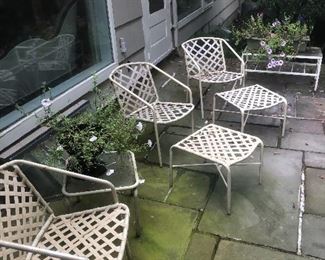 Mcm style outdoor set