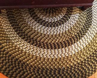 Vintage Oval Braided Country Rug