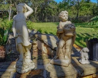 Garden statues 