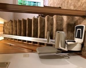 This Harmar, Vantage Stairlift chair is in Excellent condition!  Has 2 remotes AND a remote on the chair! This chair cost $2,950 new, and have papers to show.  It will be an amazing deal for someone who may soon need this wonderful convenience and safety feature in their home.  Don't wait, it will go quick!