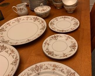 Mikasa Fine China service for 12 plus more!   Pattern:  Elizabeth

Make your Thanksgiving Royal this year!