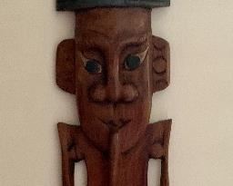 This handsome wall carving is wanting to be in your home.   It’s telling us this….you heard it too, didn’t you?