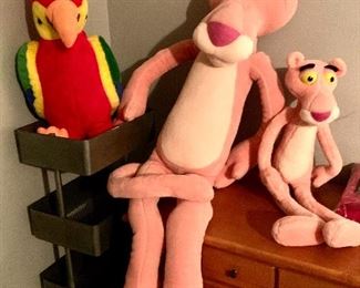 Jimmy Buffet fans will want this parrot for Xmas (remember shipping delays are happening so shop for unique Christmas gifts here!)

Yep, that two big Pink Panthers!   That is a full sized student desk under them for scale.     That is going to be a special gift for someone!