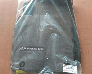 Unused Lexus ES350 floor mats