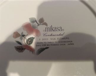 Mikasa service for 8