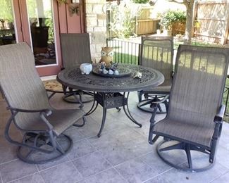 Metal outdoor patio set