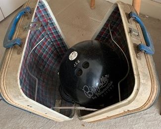 Brunswick Big Roller Bowling Ball in Case