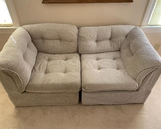 2-Piece Loveseat