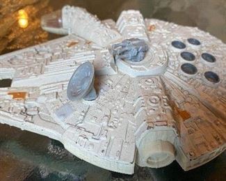 Small Vintage Star Wars Millineum Falcon