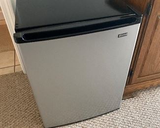 Dorm Refrigerator