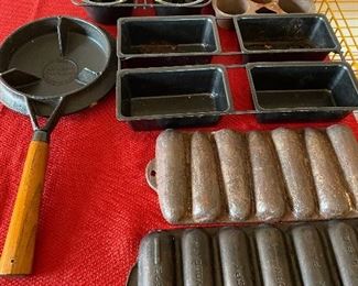 Cast Iron Cornbread Pans and Cookware