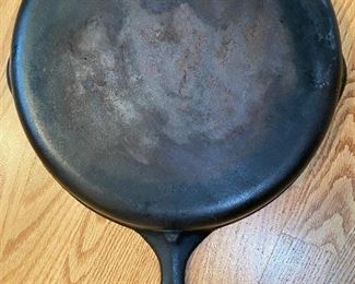 Large Wagner Ware Skillet