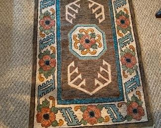 3' x 5' Karastan Rug