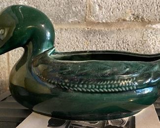 Hull Duck Planter