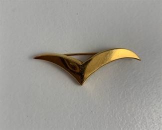 Tiffany 18k gold brooch