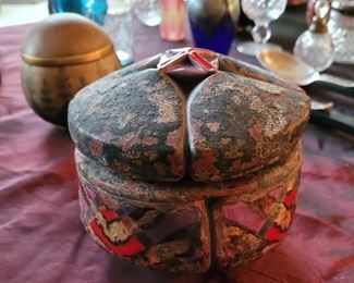 Art pottery bowl 