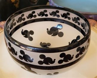 Correia Mickey Mouse glass bowl