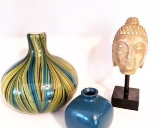Various decorative pieces