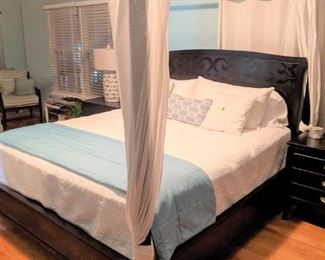 another view of poster KS bed