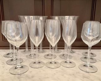 Elegant Champagne Flutes And Other Stems (16 Pieces)
Lot #: 118