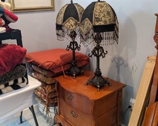 Lexington nightstand and what an awesome pair of lamps!