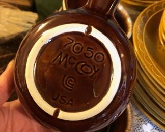 McCoy 7050 Brown Drip Bowls w/ Handles