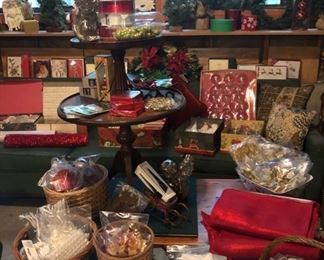 Christmas and Holiday Decorations 