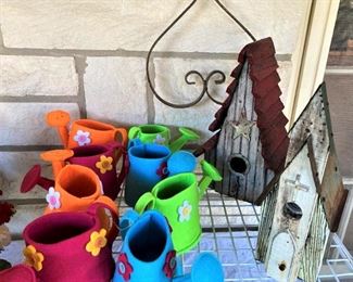 Watering can center pieces; more birdhouses