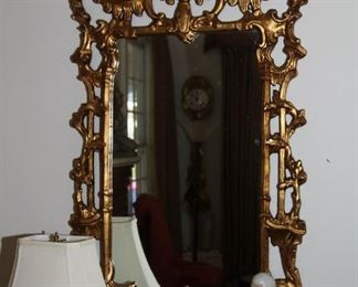 GOOD LOOKING ITALIAN GOLD GILT MIRROR