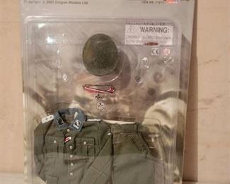Dragon Models Wwii Uniform Set German Armed Elite Guard Office Uniform Set