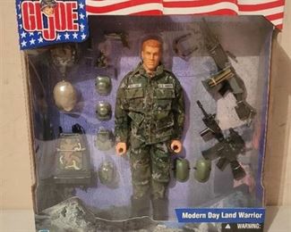 2002 GI Joe Hasbro 12" Modern Day Land Warrior