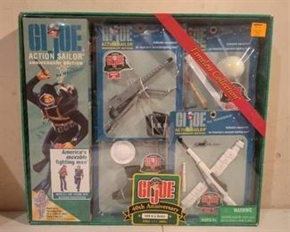 GI Joe Timeless Collection Anniversary Edition Sailor: Small Arms