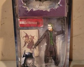 Batman Begins: Chase Figure with Crime Scene Evidence