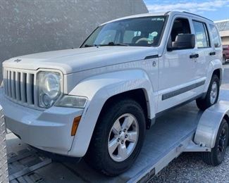 Year: 2010
Make: Jeep
Model: Liberty
Vehicle Type: Multipurpose Vehicle (MPV)
Mileage:187050
Plate:
Body Type: 4 Door Wagon
Trim Level: Sport
Drive Line: 4WD
Engine Type: V6, 3.7L (225 CID)
Fuel Type: Gasoline
Horsepower:
Transmission:
VIN #: 1j4pn2gk4aw131721

Features and Notes:
8/24 1639 Puterbaugh St San Diego 92103 Runs, drives, Looksmith made new key for door and ignition